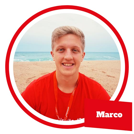 Marco - Reiseleiterin maxtours